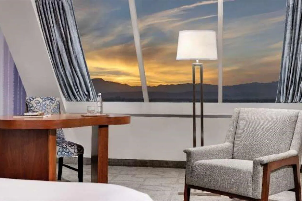 *** Resort Luxor Hotel Las Vegas United States